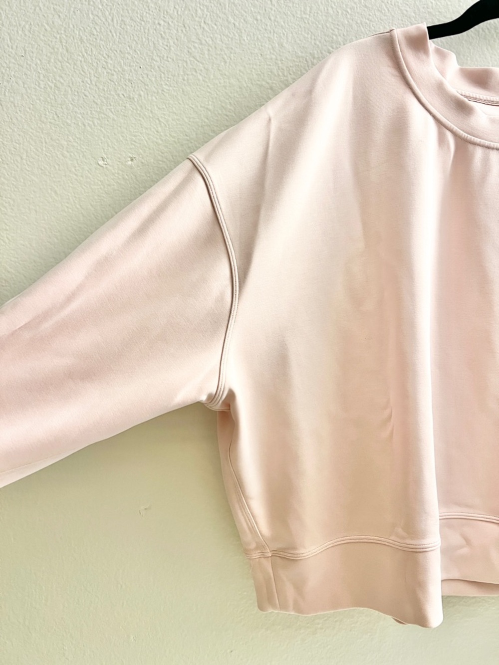 Lululemon | Perfectly Oversized Cropped Crew in Pink Mist *Softstreme - Size 16 - Picture 8 of 9